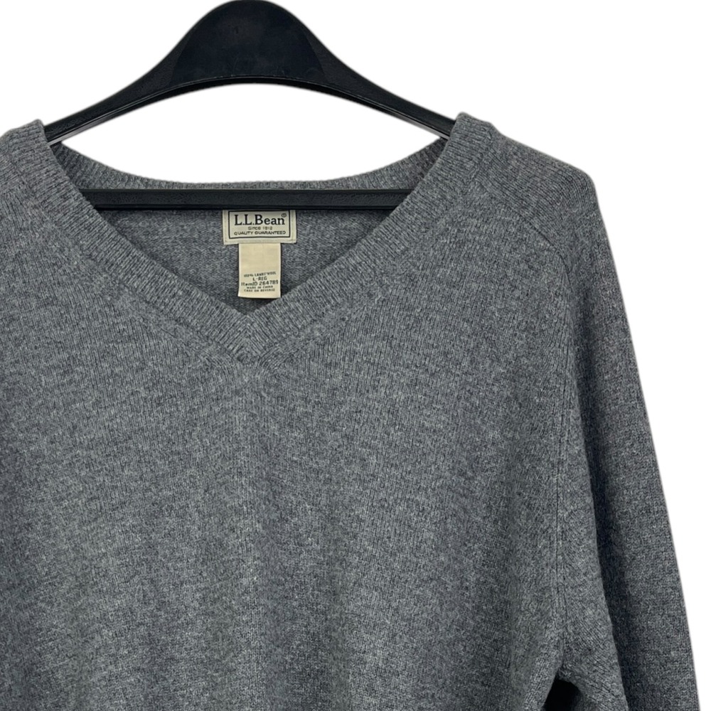 LL Bean Mens L 100% Lambswool Wool V-Neck Sweater Heathered Gray Classic Preppy